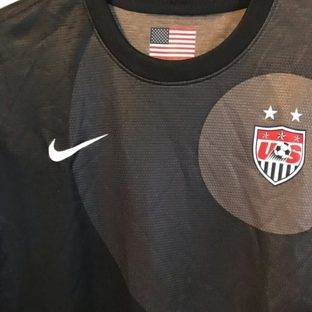 USWNT Goalkeeper Olympics Shirt Medium - Picture 11 of 16